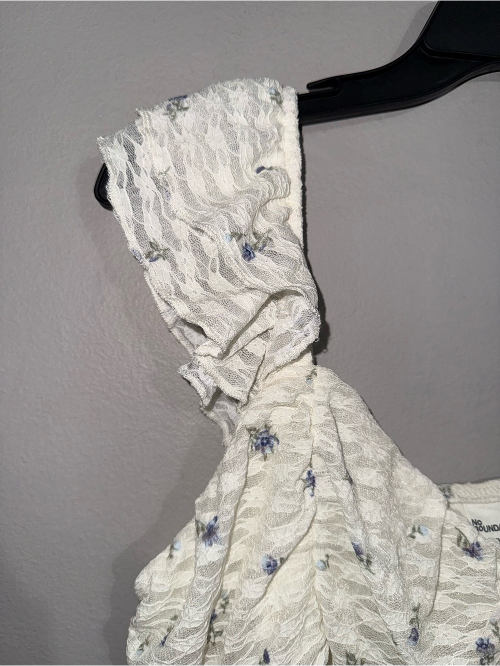 No Boundaries Women’s White Floral Sleeveless Ruffled Mini Dress XL - Picture 3 of 6